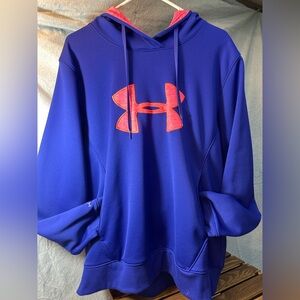 Women’s UA hoodie